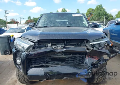 2020 Toyota 4Runner Sr5/Sr5 Premium/Venture/Limited/Night Shade/Trd Off Road/Trd Off Road Premium/Trd Pro z USA, uszkodzony, nr VIN JTEBU5JR7L5752837